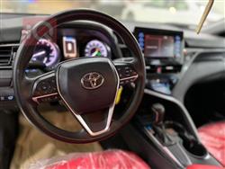 تۆیۆتا کامری